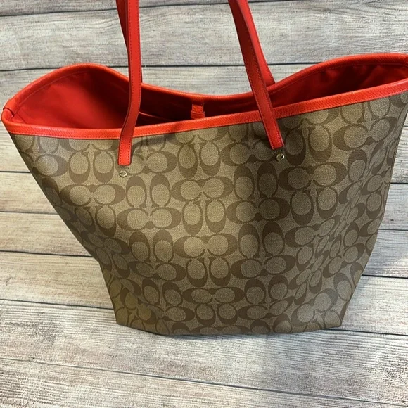 Large Coach Tote Bag - Picture 3 of 5